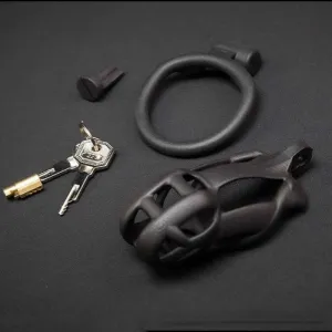 Cobra Chastity Lock Black Lightweight